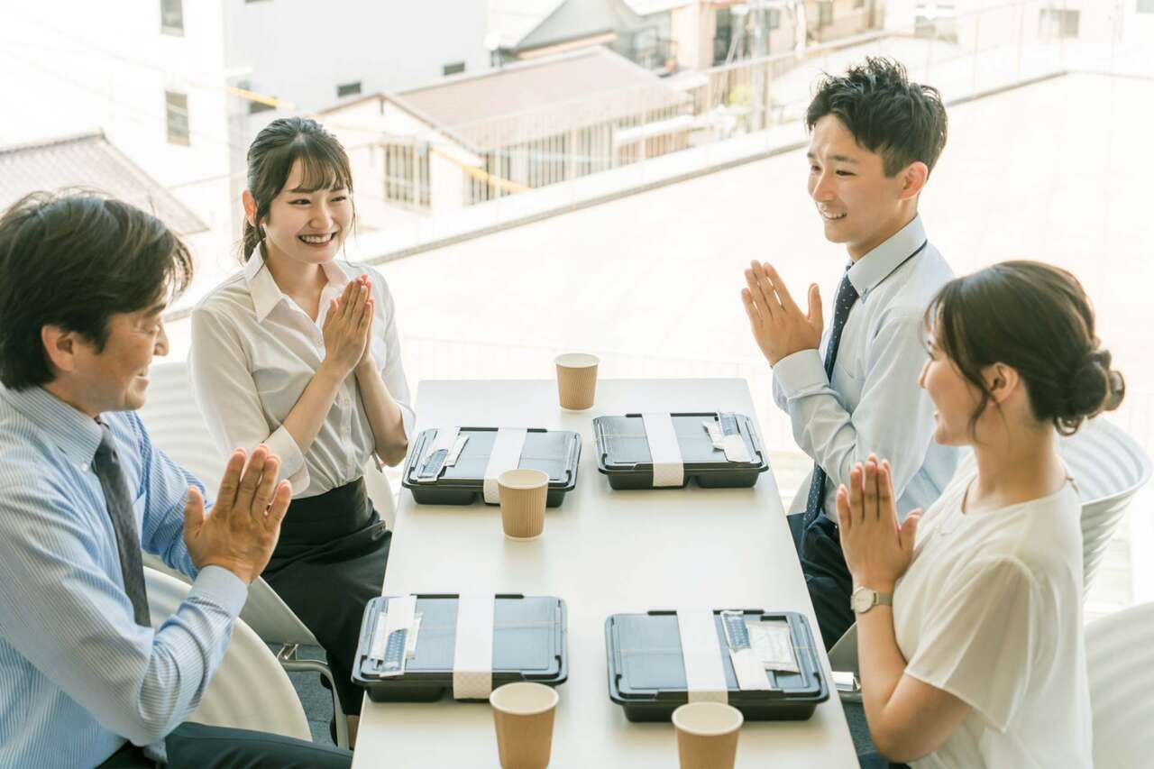 お弁当とお客様IMAGE